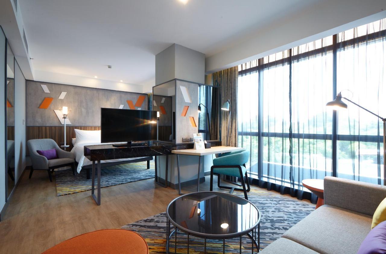 Ibis Styles Medan Pattimura Exteriör bild