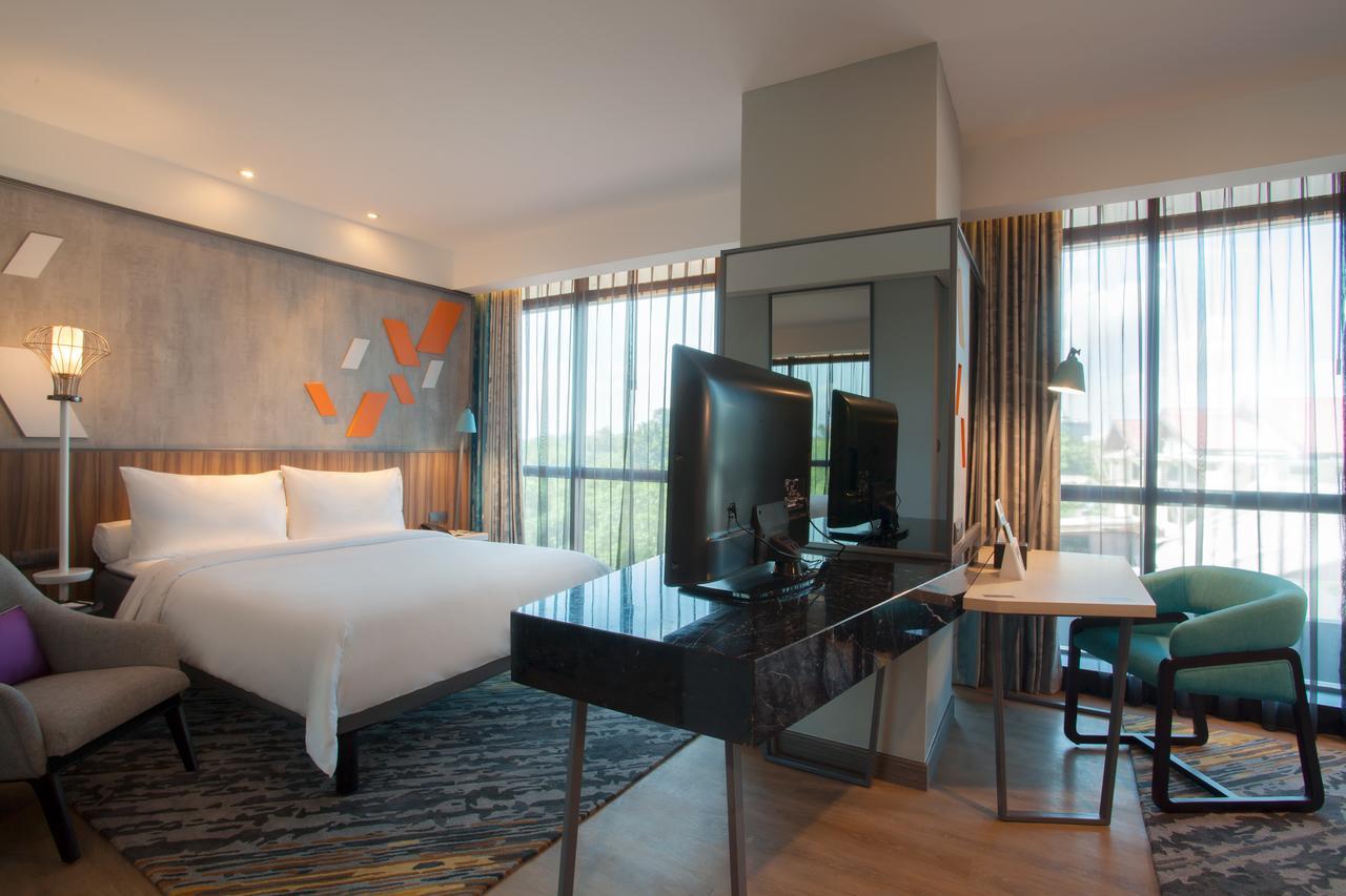 Ibis Styles Medan Pattimura Exteriör bild