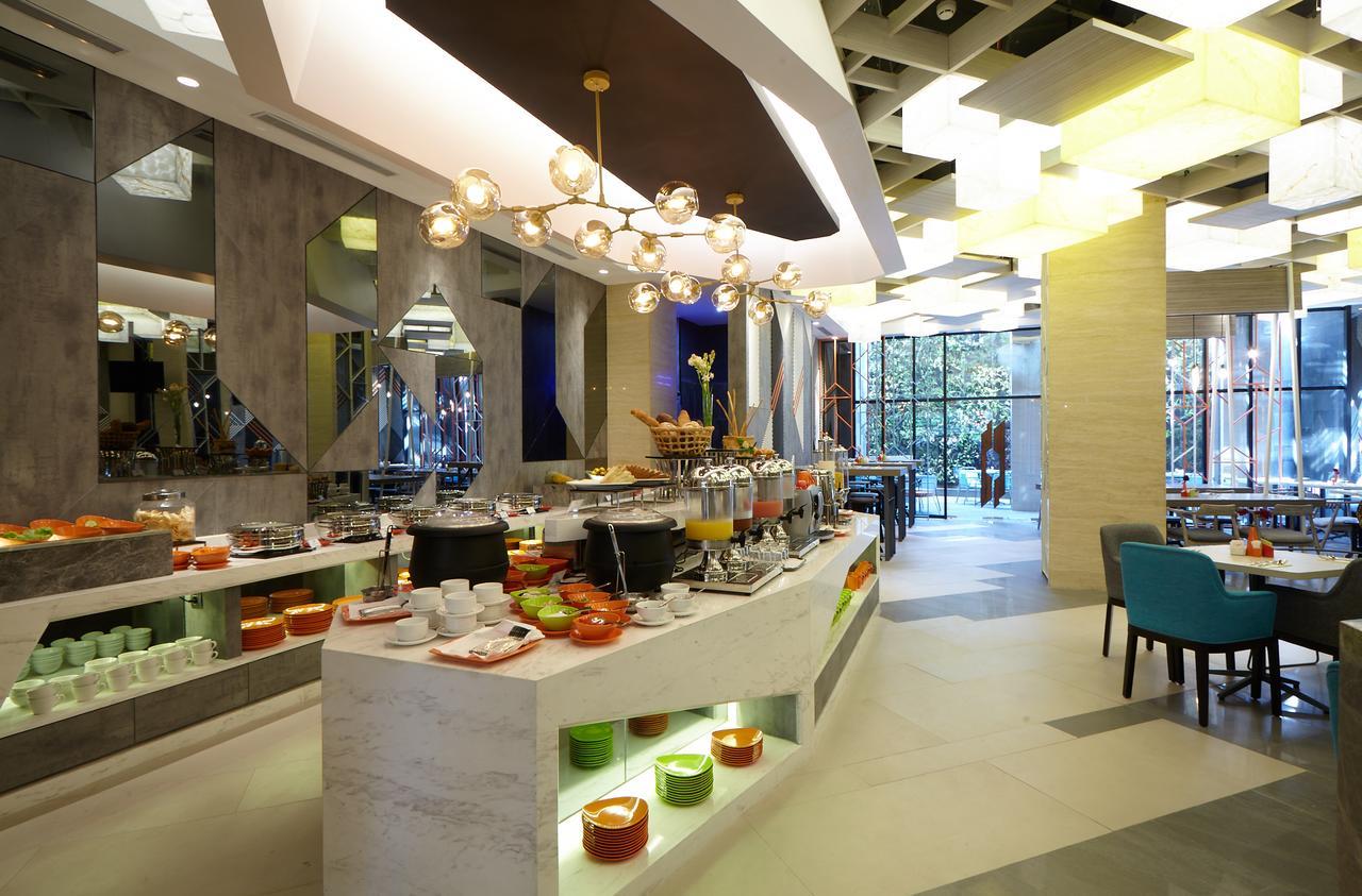 Ibis Styles Medan Pattimura Exteriör bild