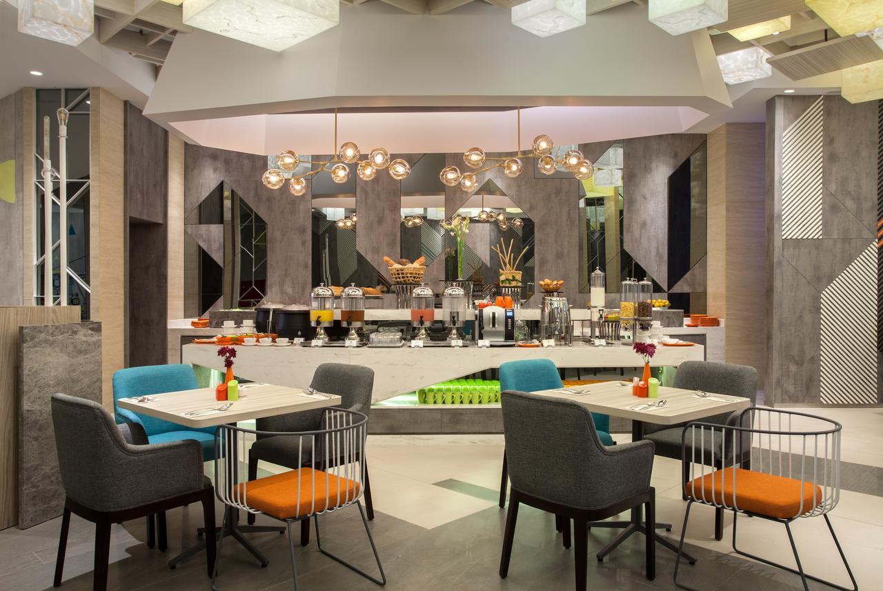Ibis Styles Medan Pattimura Exteriör bild
