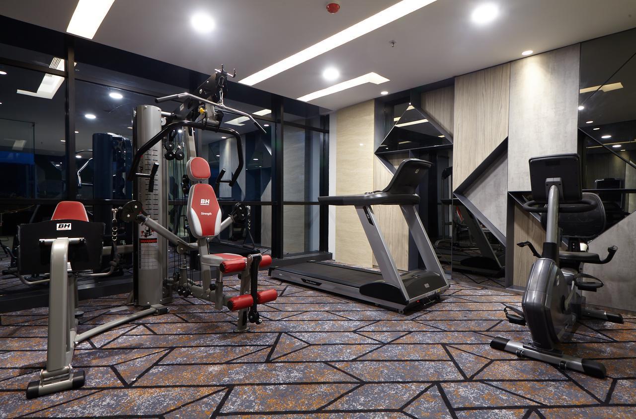 Ibis Styles Medan Pattimura Exteriör bild